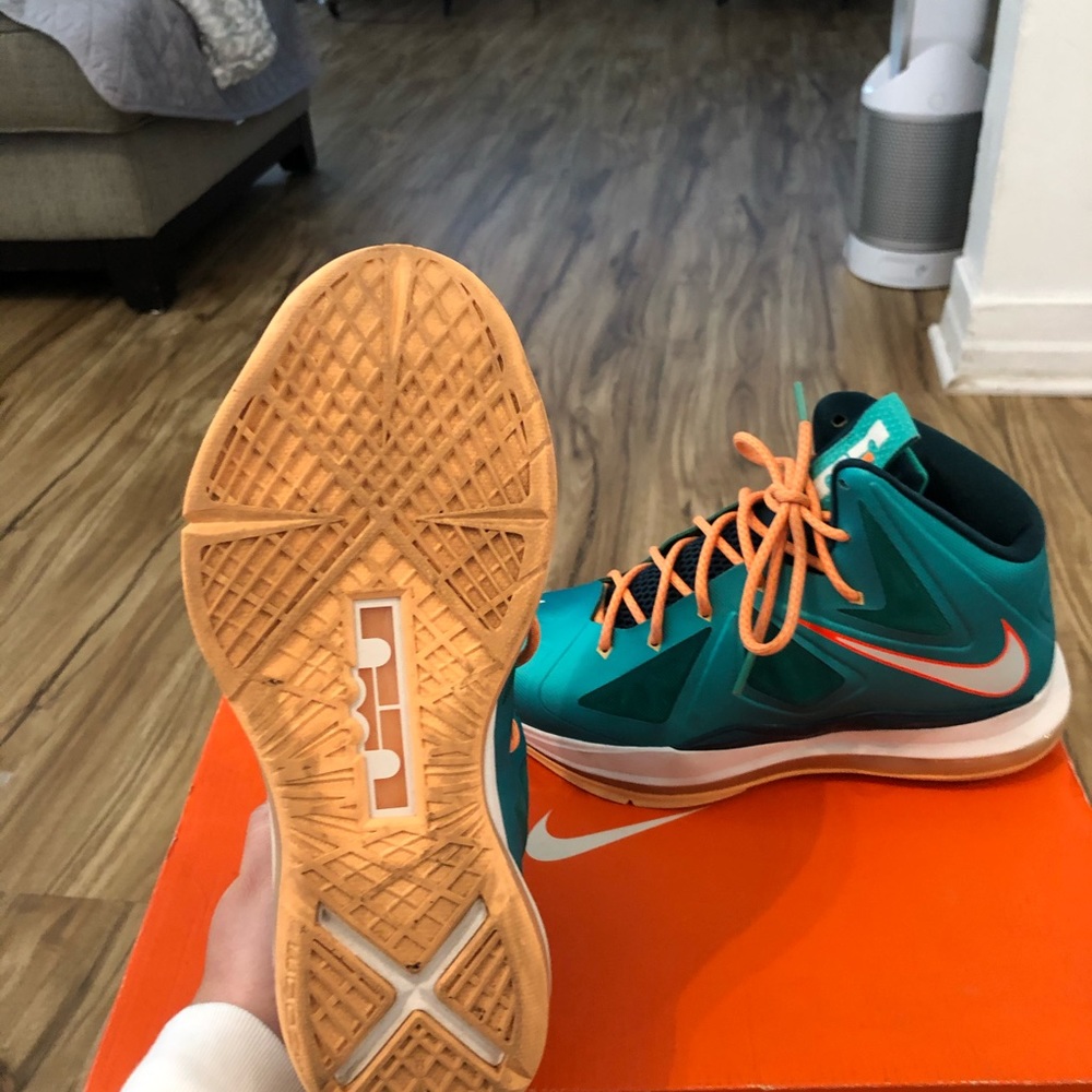 lebron sneakers Miami dolphins color way - Picture 4 of 5